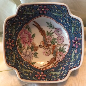 5.5&quot; Bowl - Vintage oriental porcelain ornamental