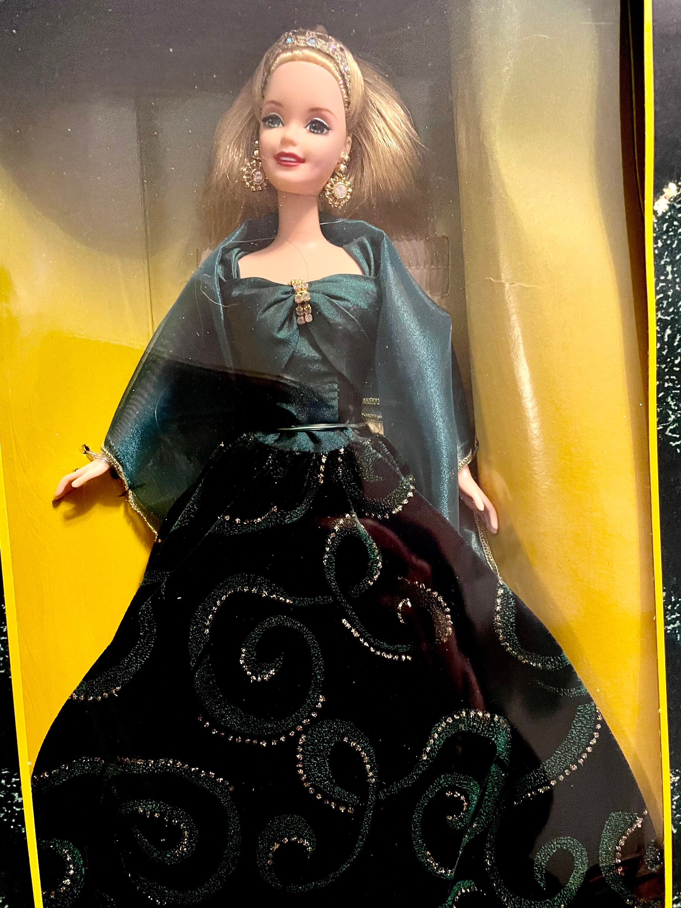 Emerald Enchantment Barbie バービー Limited Edition Society Style Collection 