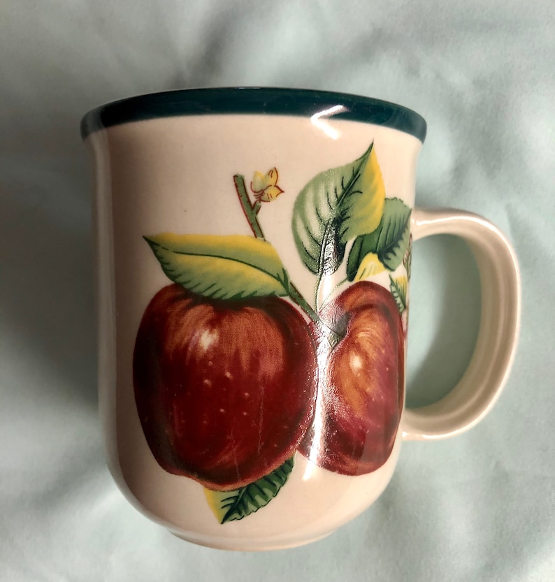 China Pearl Casuals Mug - Thumbnail 2