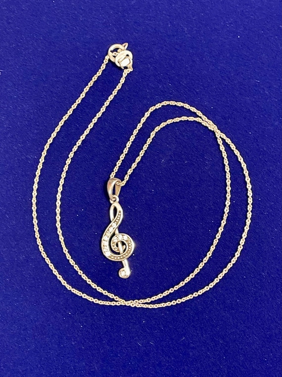 18" Treble Clef Silver Necklace