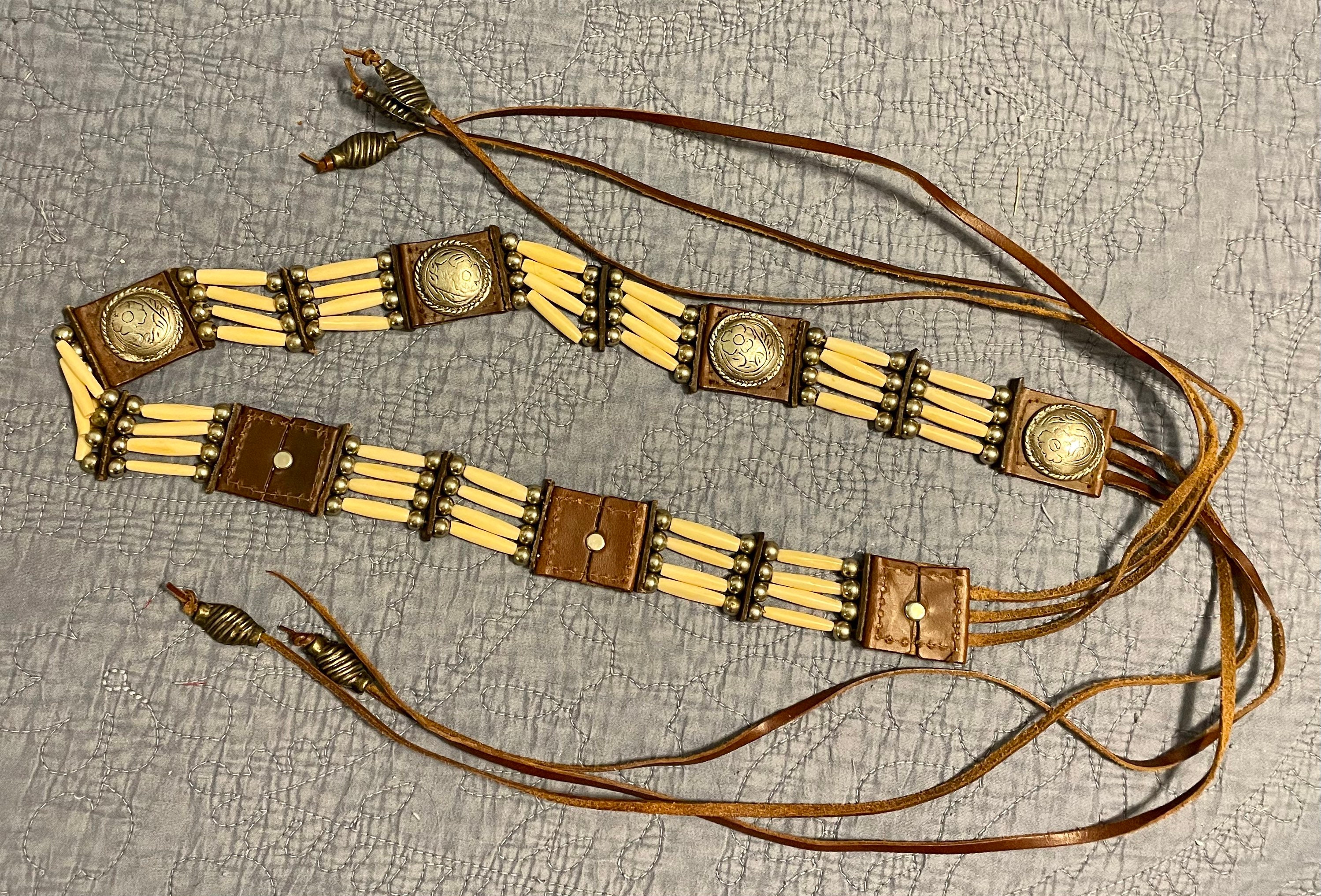 Vintage Native American Concha Leather Tie Belt With Bone  display picture 3