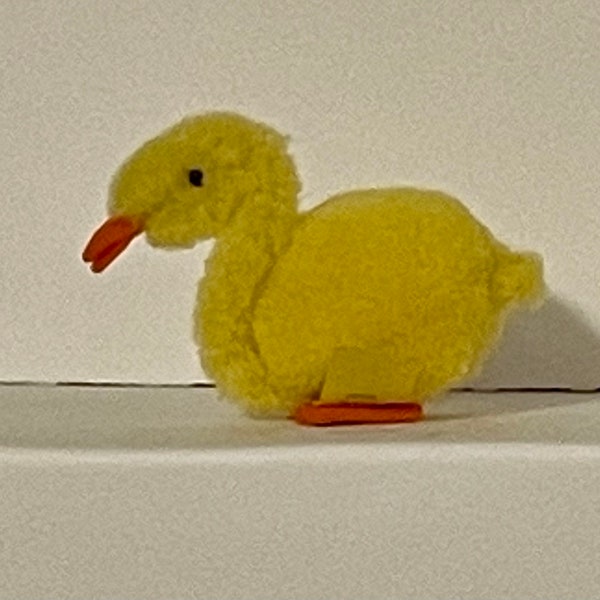 2.25" Gosling Yellow Steiff Original