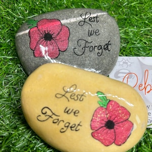 Poppy gift, Remembrance Day keepsake pebble Memorial Day memorial weekend grave ornament war grave decoration