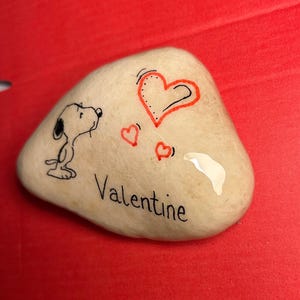 valentijn snoopy pebble cadeau minnaar partner, snoopy cadeaus, jubileumcadeau voor vriendin vriend, vrouw snoopy fan liefde