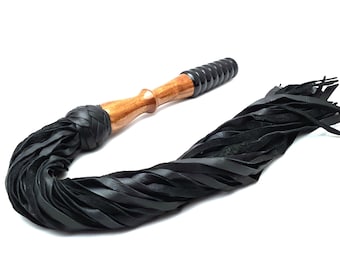 Wood Handle Flogger, Floggers and Whips, Floggers Leather, Gift for girlfriend boyfriend husband wife, Gifts for bachelor stag party