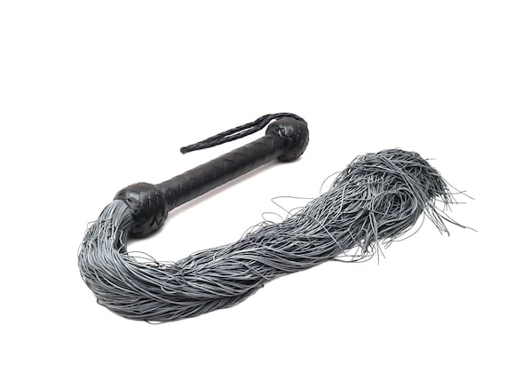 Flogger - Floggers - Rubber Flogger - Leather Flogger - Bdsm Flogger - Thuddy Flogger - Heavy Flogger - Bdsm Thuddy Flogger - Tawse