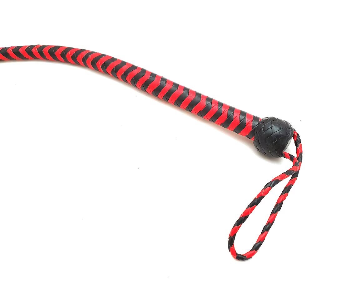 Taboom Frusta Corta in Eco Pelle Nera - WOVO Store