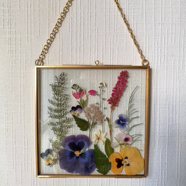 Herbarium/gedroogde bloemenlijst/geperste bloemen ingelijst/bloemmotief/woonkamerdecoratie/cadeau/bloemkunstwerk/muurframe