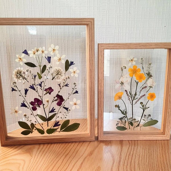 Herbarium / Dried Flower Frame / Pressed flowers Framed / Floral Design / Living Room Decoration / Gift / Flower Artwork / Wall frame /