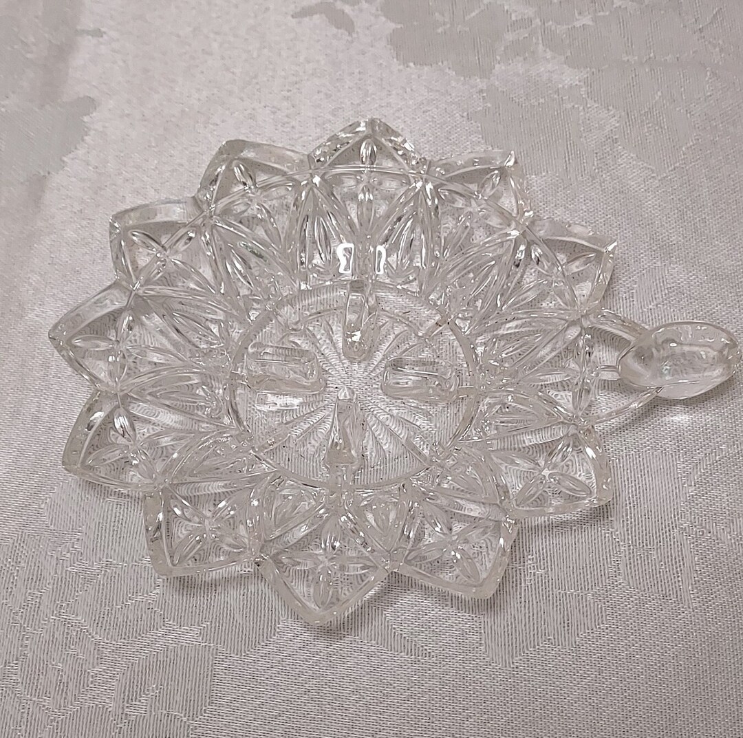 Vintage Federal Clear Glass Petal Line 2829 Candle Holder/carrier