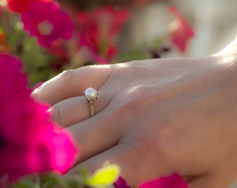 Gorgeous , Vintage Victorian style , Real 14K Gold and White Pearl ring, Handmade, FREE SHIPPING