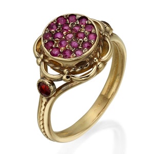 prachtige 14k gouden handgemaakte ring met een echte kleine robijn (1,5 m), gratis verzending per expresse!