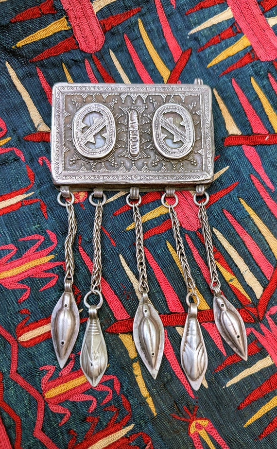 Gorgeous rare antique Kazakh silver glass pendant… - image 8