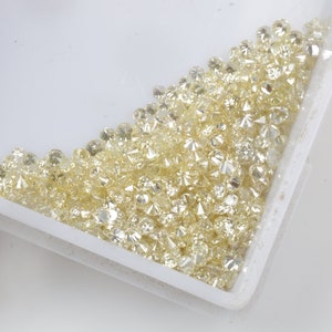 1.0 MM bis 2.0 MM Natürliche Fancy Gelbe Farbe Rundschliff Diamant, LC Hellgelb Farbe Rundschliff Diamant, Natürlicher Rundschliff Gelber Diamant