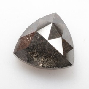 1.91 CT 7.5 X 7.9 MM Diamante naturale sciolto, Diamante taglio trilione, Colore nero Diamante taglio trilione, Per Anello di diamante triangolare R3074