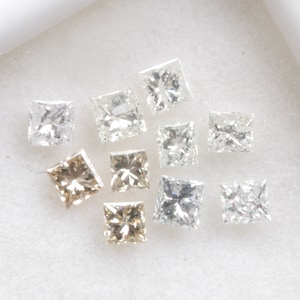 0.94 CT 2.1 X 2.3 MM a 2.6 X 2.5 MM Diamante Suelto Natural, Diamante Talla Princesa, Color Blanco/Gris Corte Princesa, Diamante Talla Cuadrada R9356