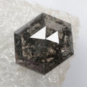 1.37 CT 8.6 X 6.7 MM Natural Loose Diamond, Hexagon Diamond, Black color Salt and Pepper Hexagon Diamond For Hexagon Diamond Ring R8322