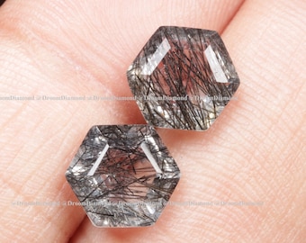 ブラックルチルクォーツ宝石：六角形ステップカット、トルマリン入り