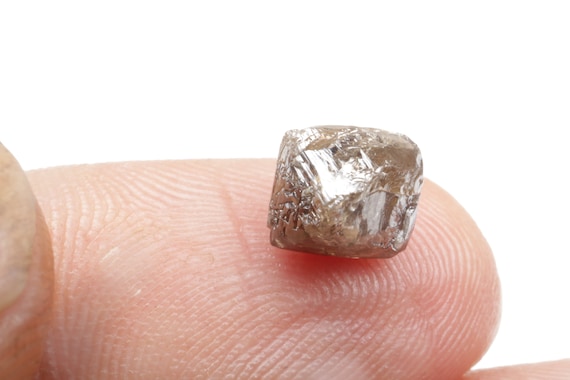 2.61 CT 7.0 X 6.5 MM Natural Rough Diamond, Geometric Cut Uncut