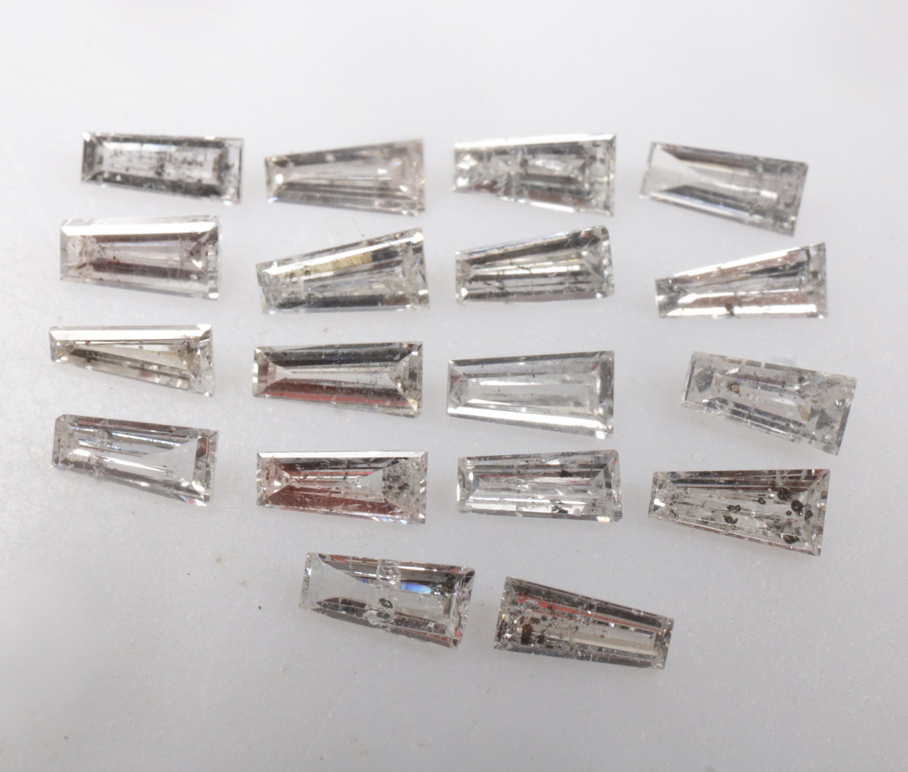 1.0 CT 1.5 X 3.6 MM to 3.9 X 1.9 MM Natural Loose Tapered