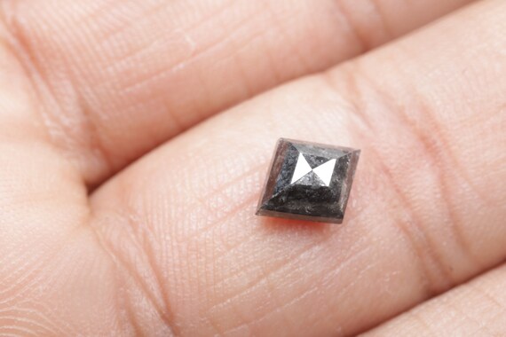 1.01 CT 8.2 X 6.8 MM 天然ルースダイヤモンド、カイトシェイプ