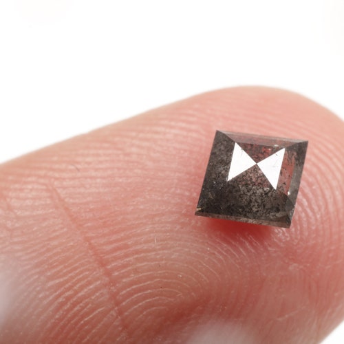 0.44 CT shops 6.5 X 5.5 MM Natural Loose Kite Shape Diamond Grey Black color Salt and pepper Rhombus Kite cut Diamond For Kite Diamond Ring R9905