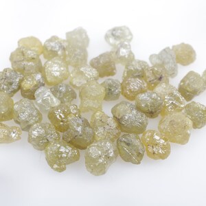 9.41 CT Natural Loose Rough Diamond lot 39Pcs, Raw Diamond, Uncut, Unpolished Diamond, Fancy greenish Color R9916