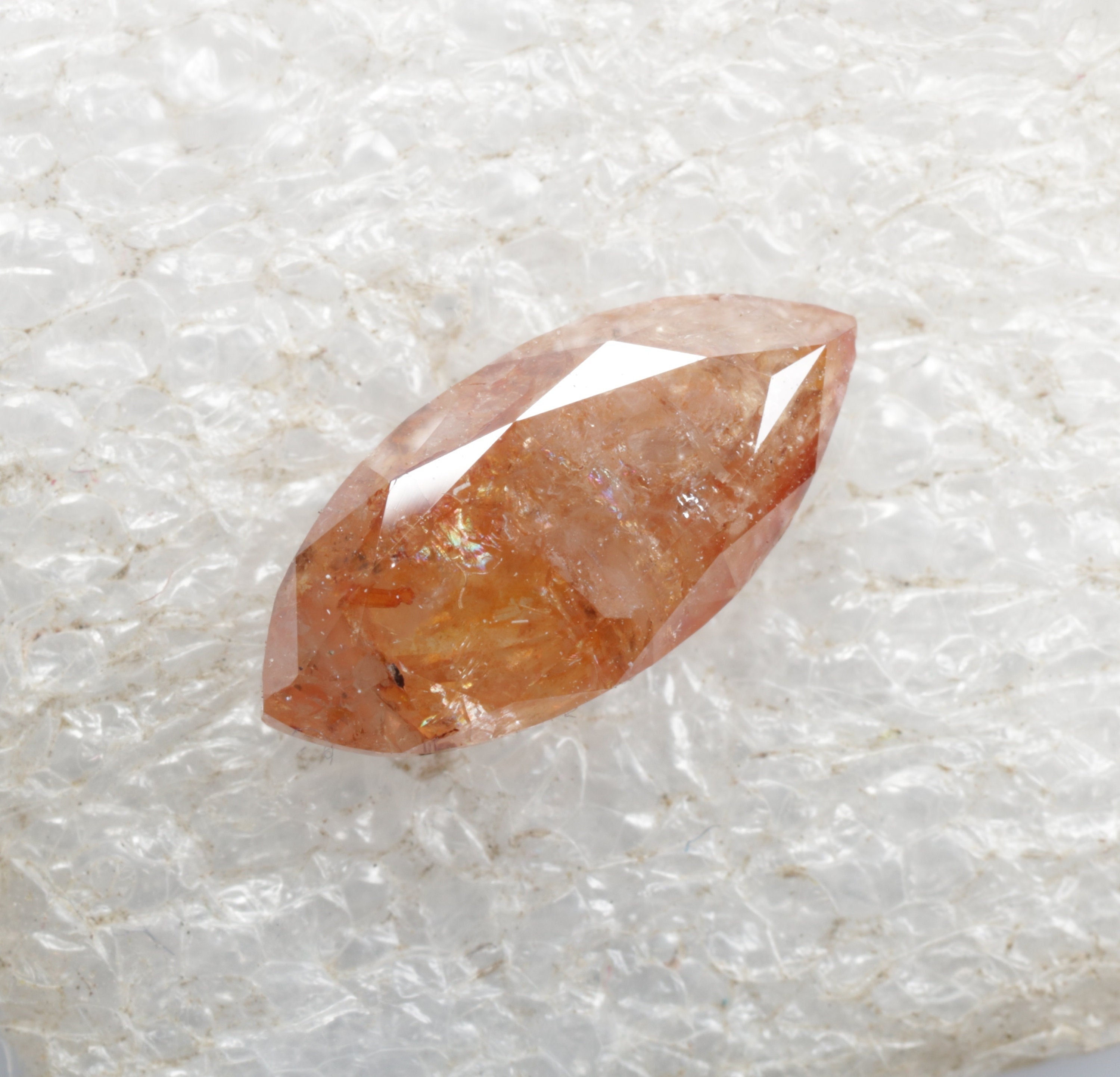 1.24 CT 9.9 x 4.7 MM 天然ルースダイヤモンド、マーキスカット 1.24 CT 9.9 x 4.7 MM 天然ルースダイヤモンド、マーキスカット