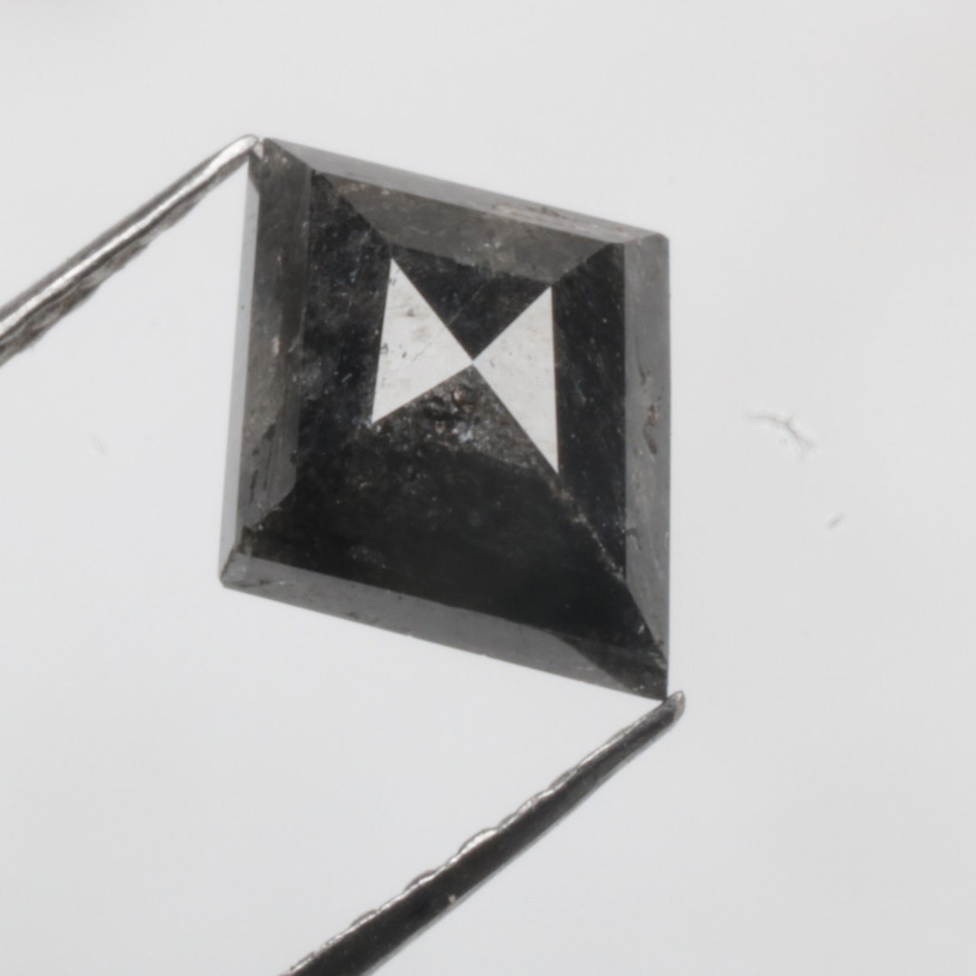 1.01 CT 8.2 X 6.8 MM 天然ルースダイヤモンド、カイトシェイプ