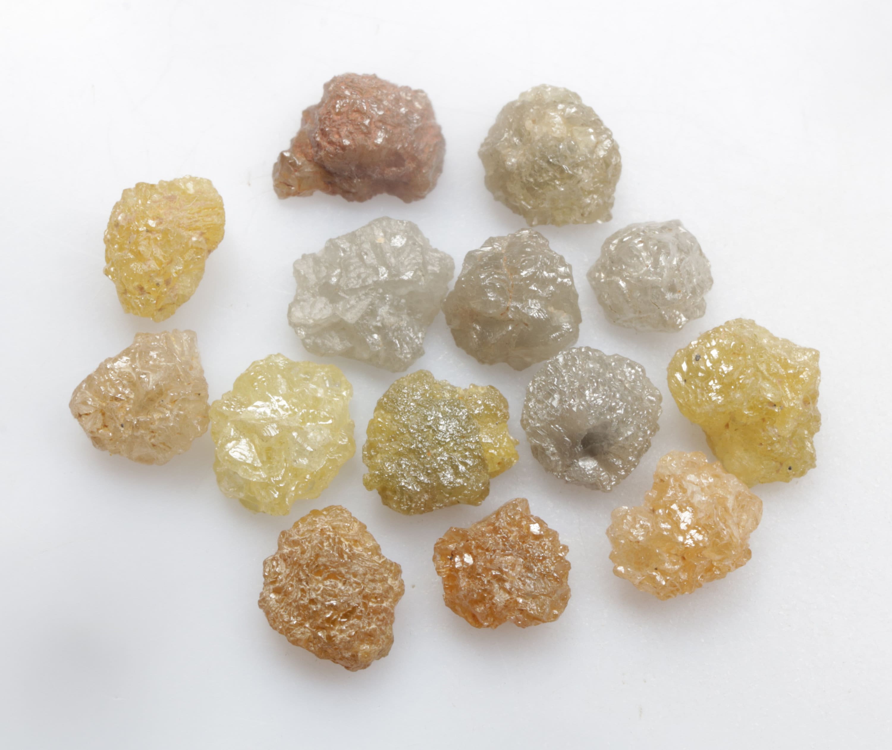 Deluxe Rough Diamond 22センチ 8.0 CT 6.1 X 5.2 MM to 4.7 X 4.7 MM Natural Rough Uncut Diamond
