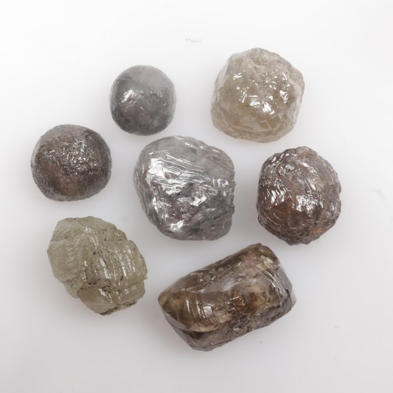 13.53 CT 9.7 X 6.0 MM to 5.5 X 5.5 MM Natural Rough Diamond Loose