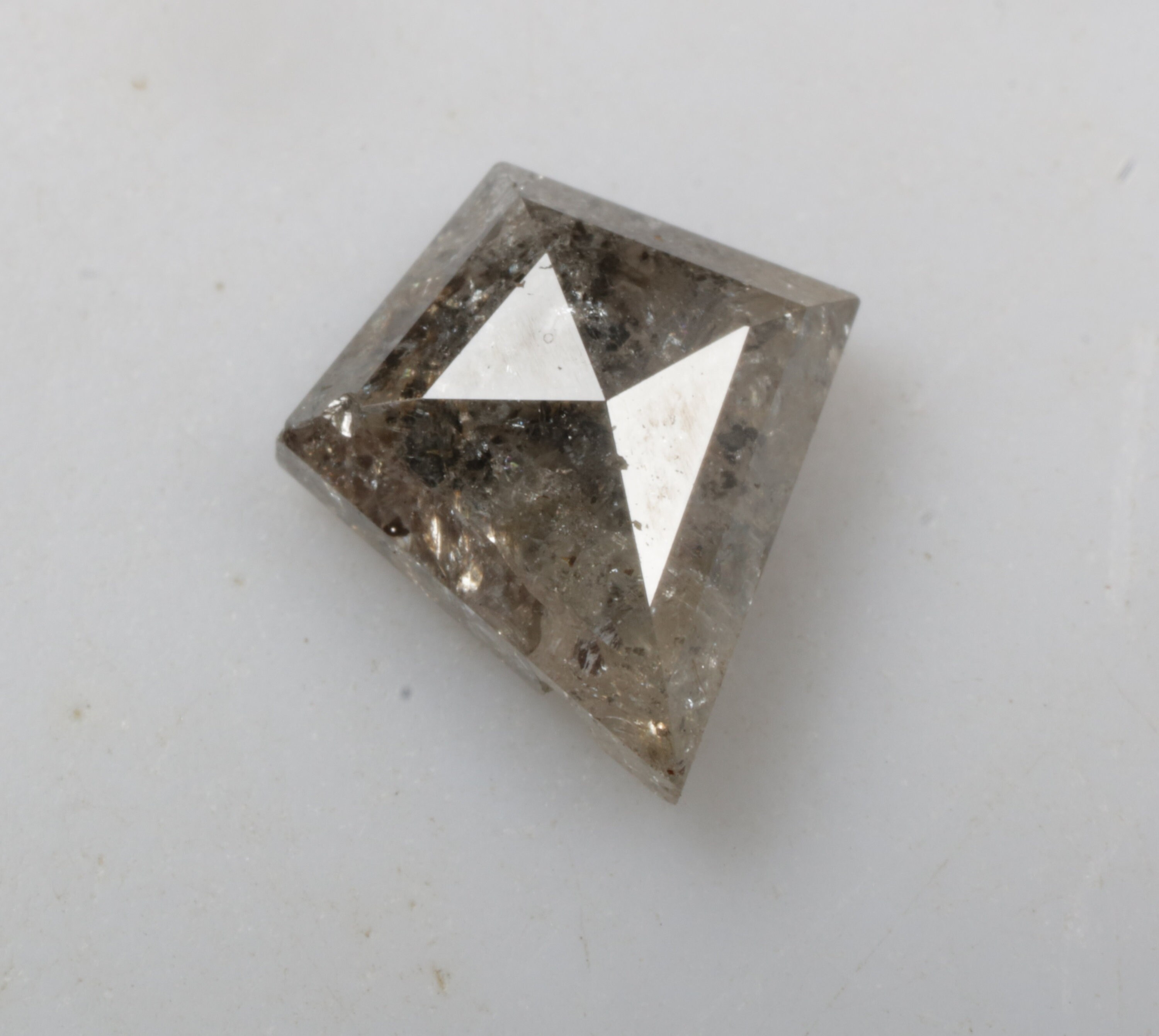 1.59 CT 9.4 x 8.3 MM 天然ルース カイトシェイプ ダイヤモンド