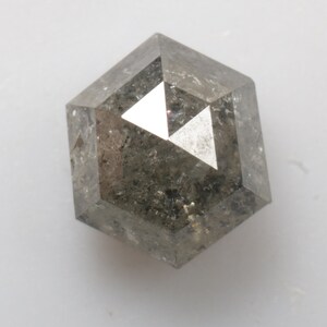 1.75 CT 7.5 X 6.3 MM Natural Salt and Pepper Hexagon cut Diamond Grey color Hexagon shape Loose Diamond For Engagement Ring R10780