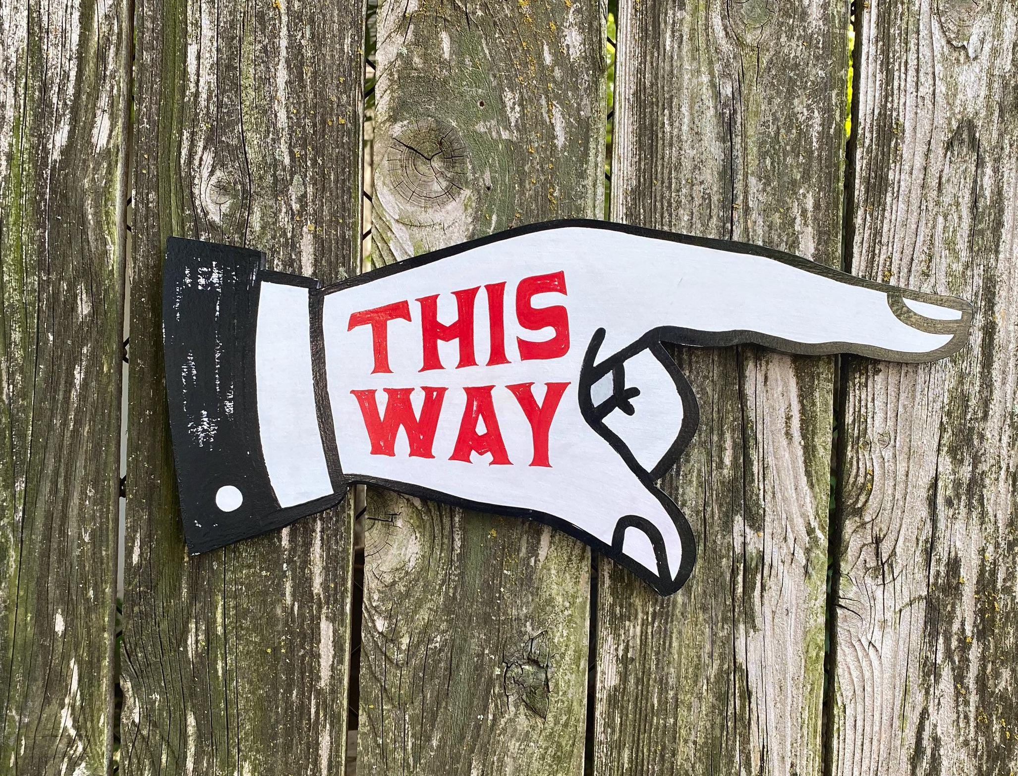 This Way - Cartello adesivo direzionale, ideale per pareti, corridoi, passaggi, decorazioni per matrimoni (disponibile in argento/oro/nero/grigio/ bianco/giallo), Acrilico, Argento/nero., LEFT