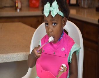 Soft High Neck Eco-Friendly Baby Bib! BPA, Latex, Lead Free w/100% Food Grade Silicone Cup for Babies, Toddlers and Kids!