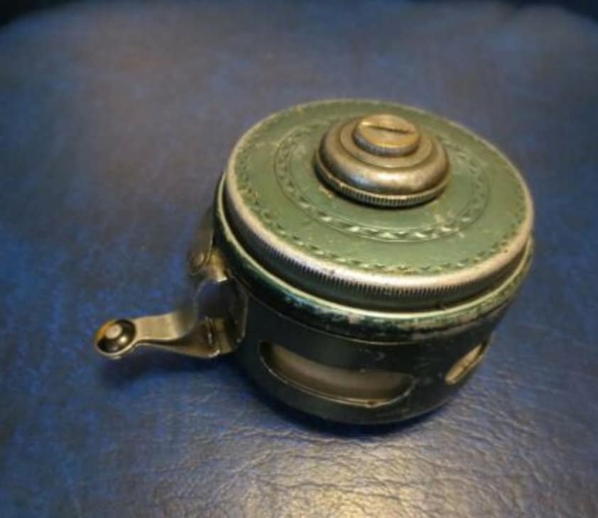 Vintage Shakespeare Automatic Fly Reel