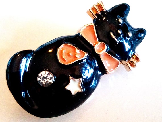 Cat Precious Kitty In A Basket Accessory Enameled Figural CAT /& BASKET BROOCH Precious Pet Pin Pendant Necklace Gold Tone Set. Animal