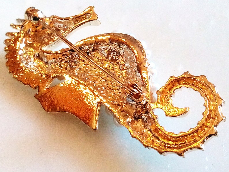 PEARL SEAHORSE BROOCH PinAccessory French Jet Elegant Gold Tone Setting. Gorgeous Figural Sealife Fabulous White Fantasy Pearls Ocean