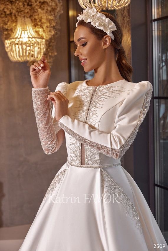 Satin Wedding Dress with Pockets Winter Long Sleeve Wedding Gown Embroidered Ball Gown Wedding Sheer Back Fairy Wedding Reception Dress