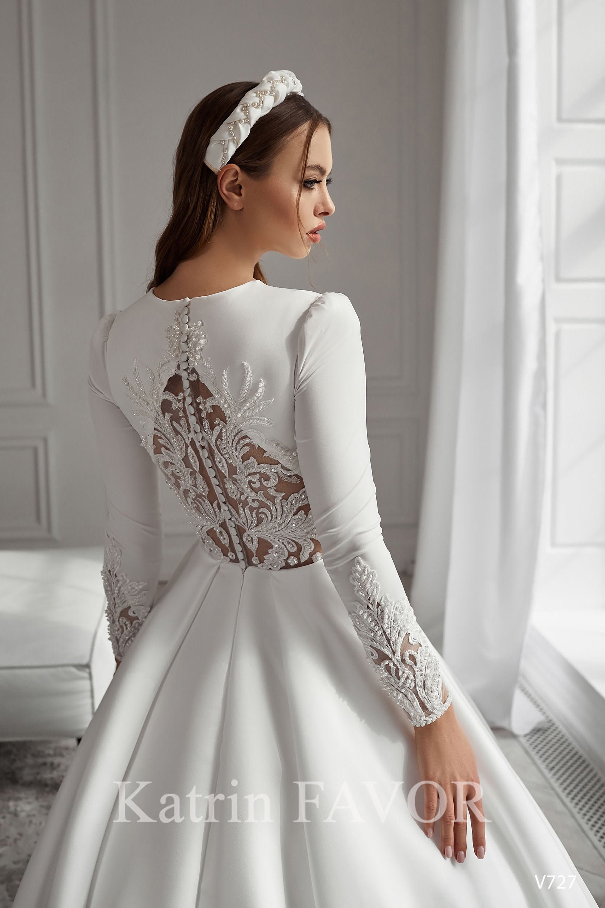 Embroidered open back wedding dress ...