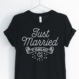 Gerade verheiratet (30 Jahre vor), Jahrestag Shirt, Ehe Shirts, 30. Jahrestag, Jubiläumsgeschenk, Unisex & Damen Shirts