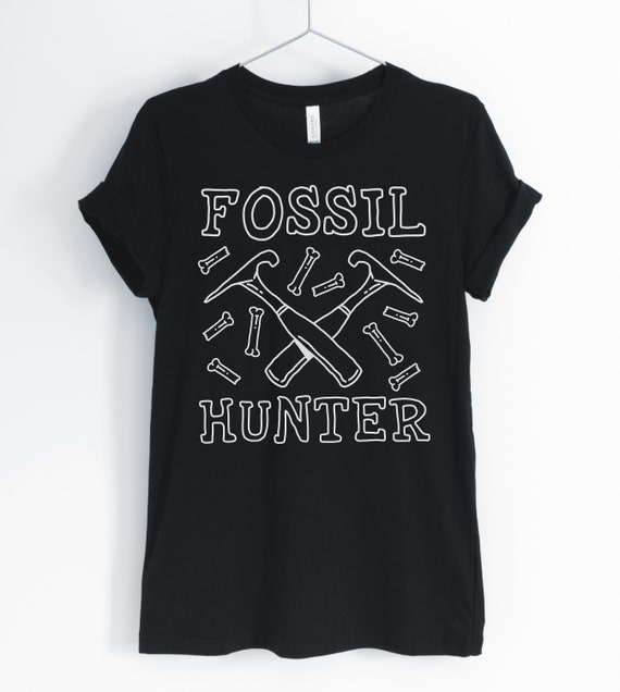 Fossil Hunter, Paleontology Shirt, Treasure Hunter, Metal Detectorist, Prospector T-Shirt, Fossil Hunting Gift, Unisex & Women's Shirt