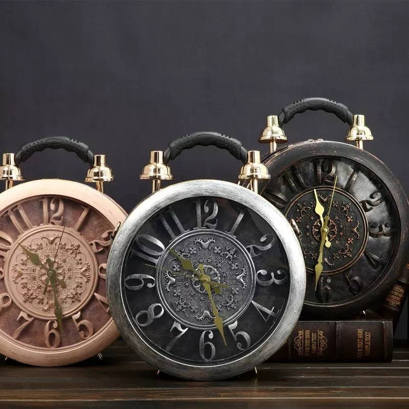 working clock purse