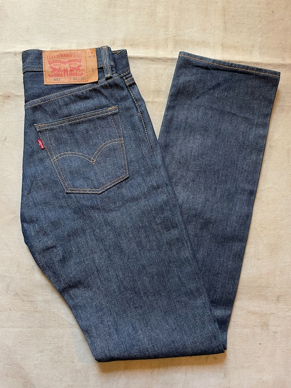 levis dark wash 501 - Gem