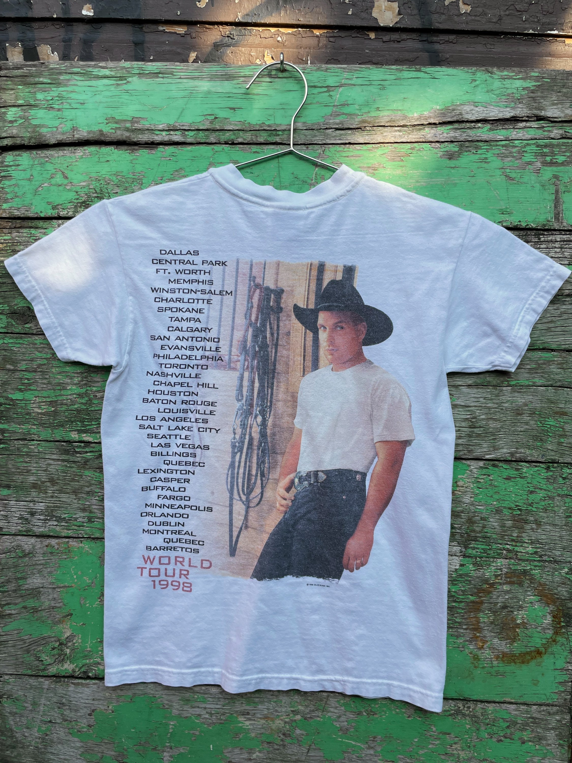 90s Garth Brooks T-shirt 