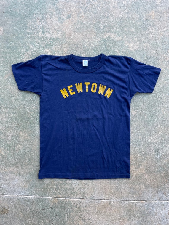 Newtown Single Stitch T-shirt