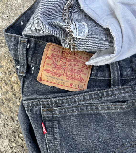 Black Levis 501 Denim - image 2