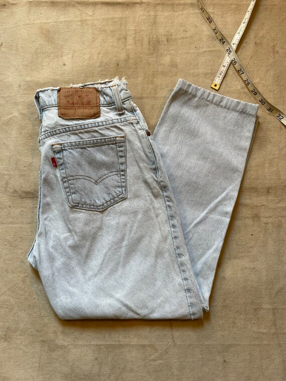 Light Wash Levis