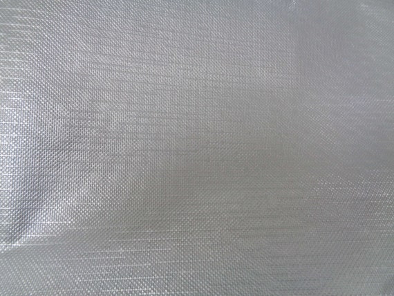 Nappe ronde en plastique transparent uni