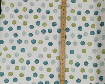 Tafelzeil tafelkleed Patrijspoort zeeschuim grote stippen, groen en blauwgroen op ivoorgrond, schoonvegen katoenen doek met pvc-coating